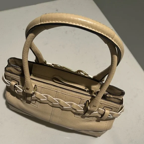 Coach Beige Pebbled Leather Hampton Tote Bag - Picture 3 of 16